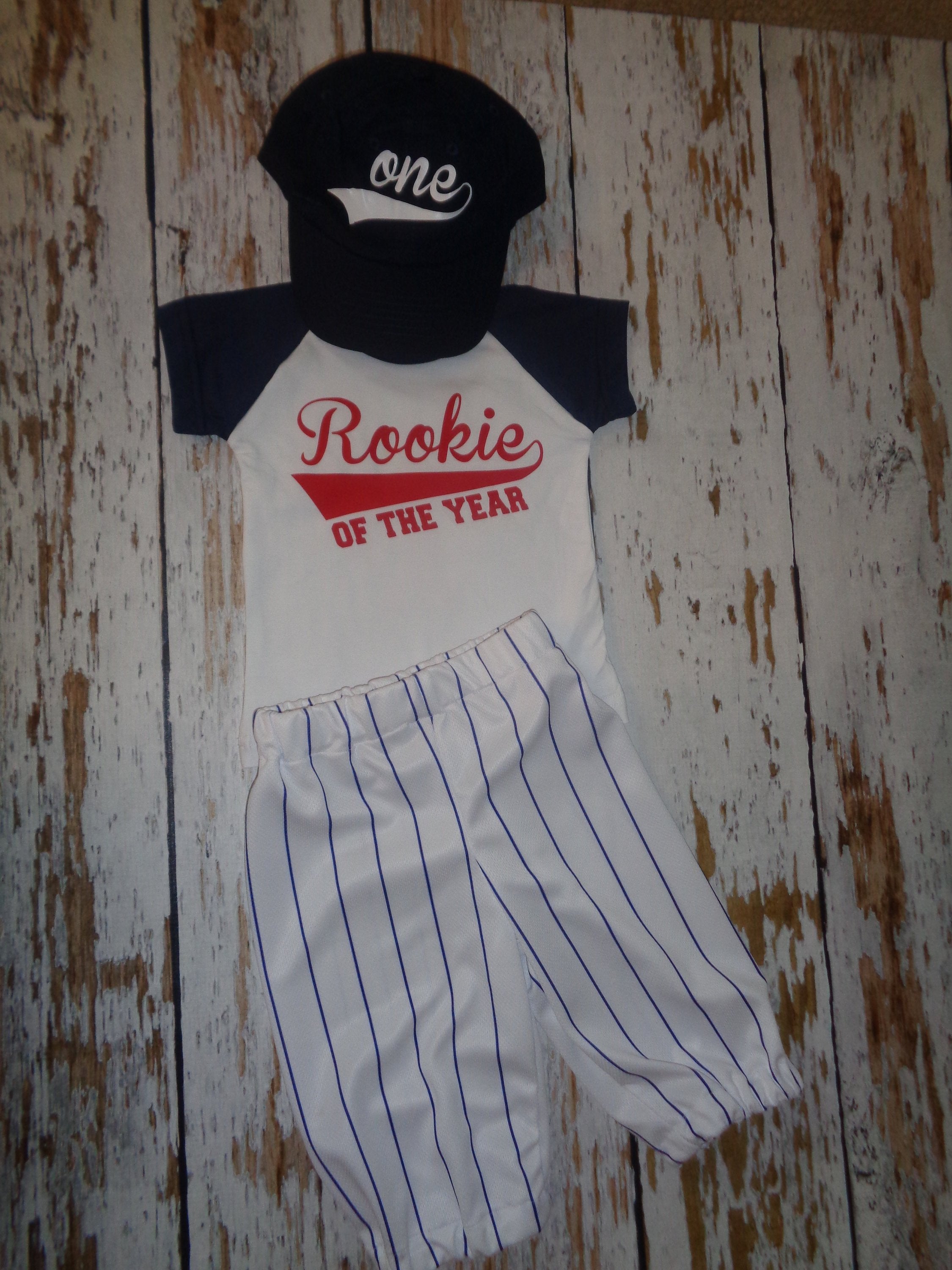 Baseball Cake smash outfit boy, Baseball birthday shirts, Baseball fam –  Dressvestmore