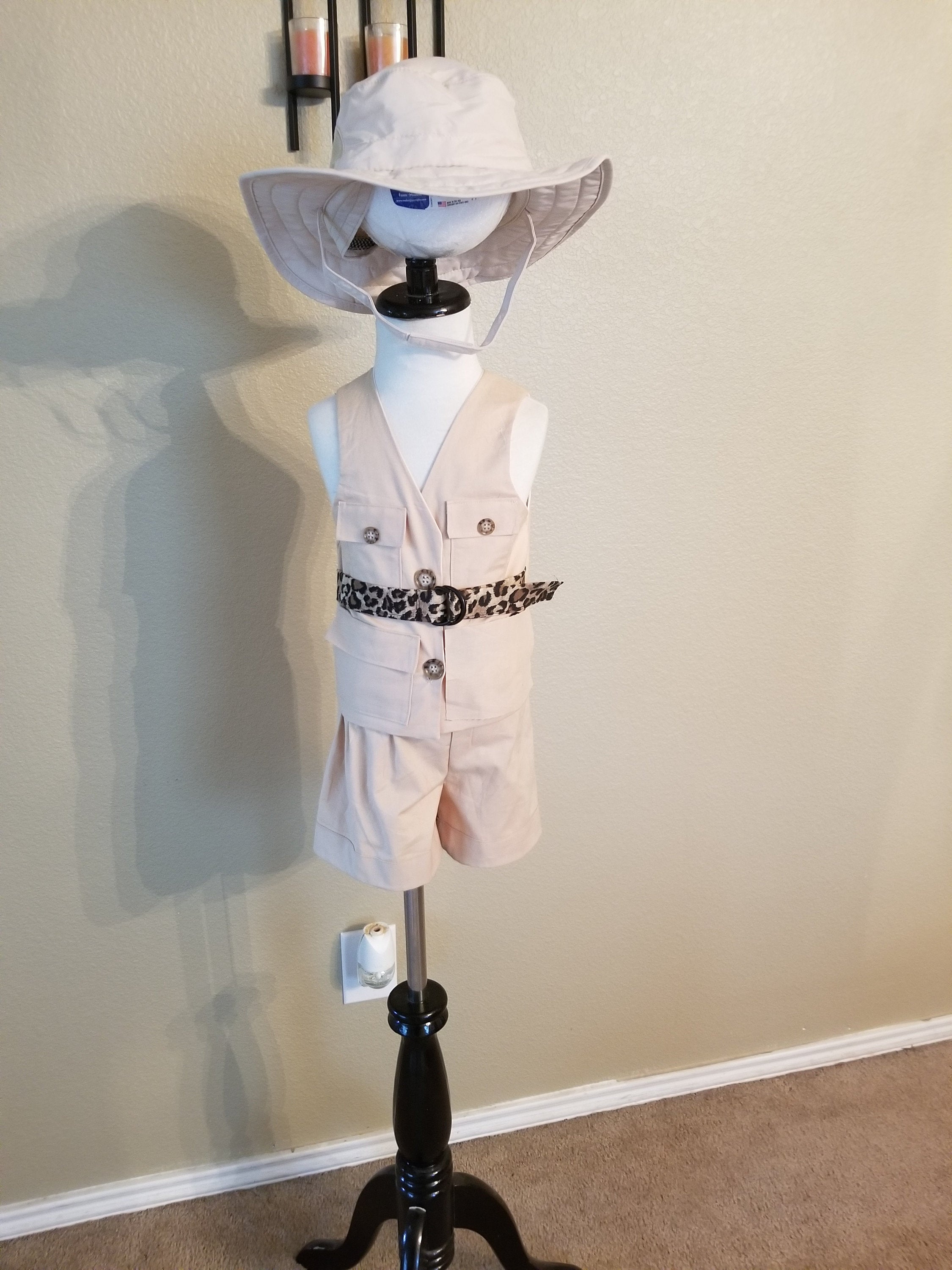 Customizable Boys Safari, First Birthday Outfit, Jungle Boy Outfit, Boy Wild Kingdom Safari, Safari Khaki Shorts, Safari Birthday short set