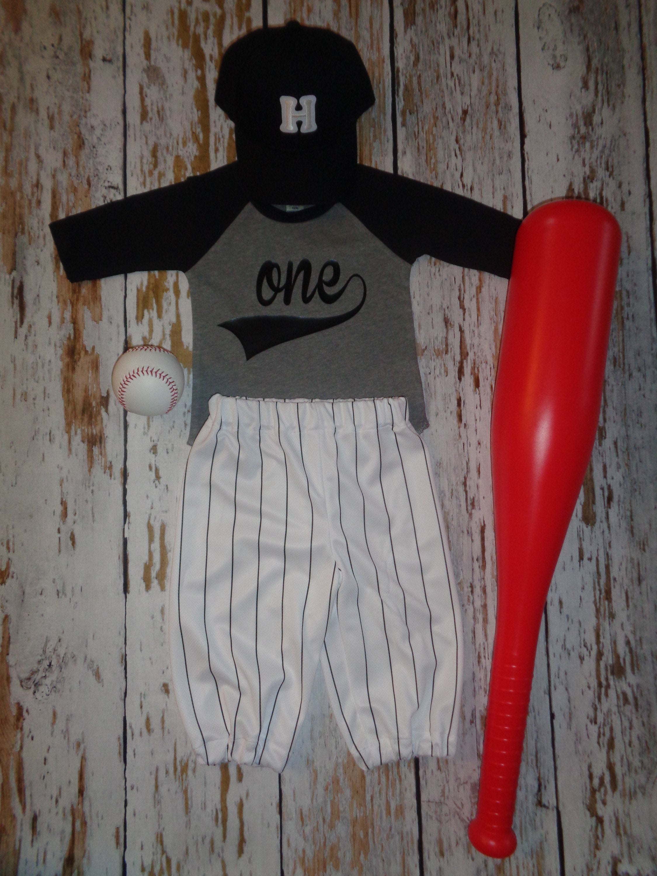 Baseball Cake smash outfit boy, Cake Smash Birthday outfit, Black Pinstripes, Baseball uniform, Baseball Pants Cap shirt, 1st Birthday