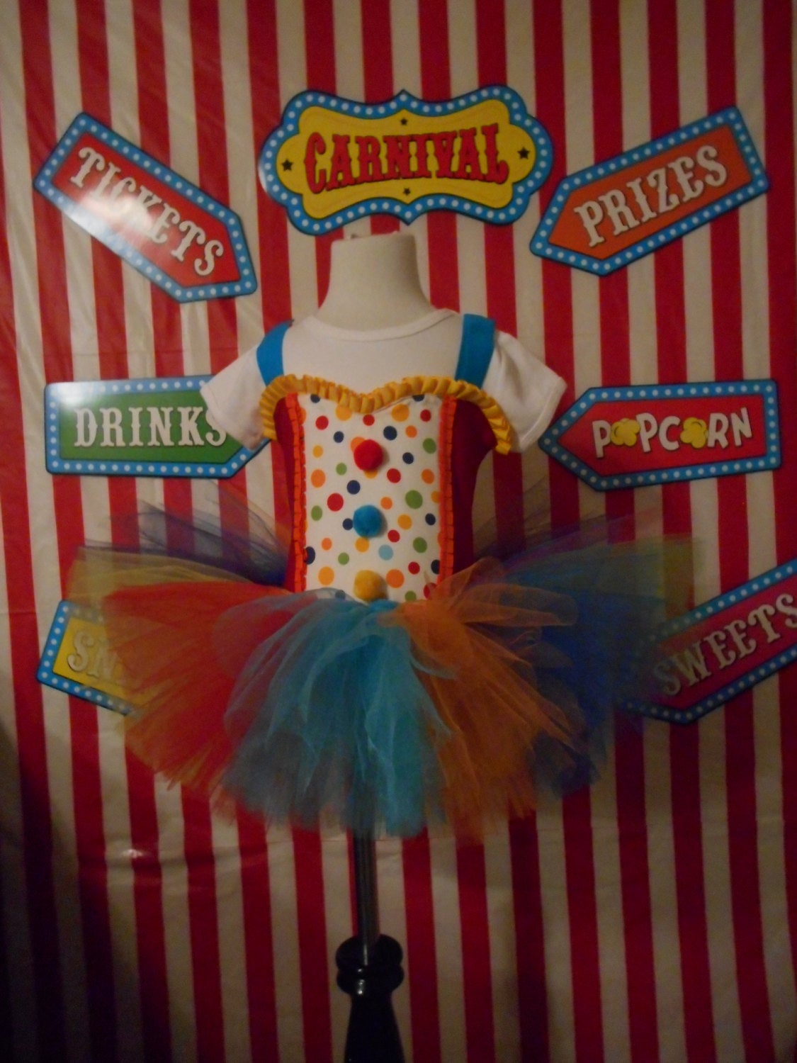 Rainbow CIRCUS CLOWN TUTU, Carinival themed tutu, Circus birthday tutu, Clown Tutu, Clown birthday girl, Carnival Party tutu, Circus tutu