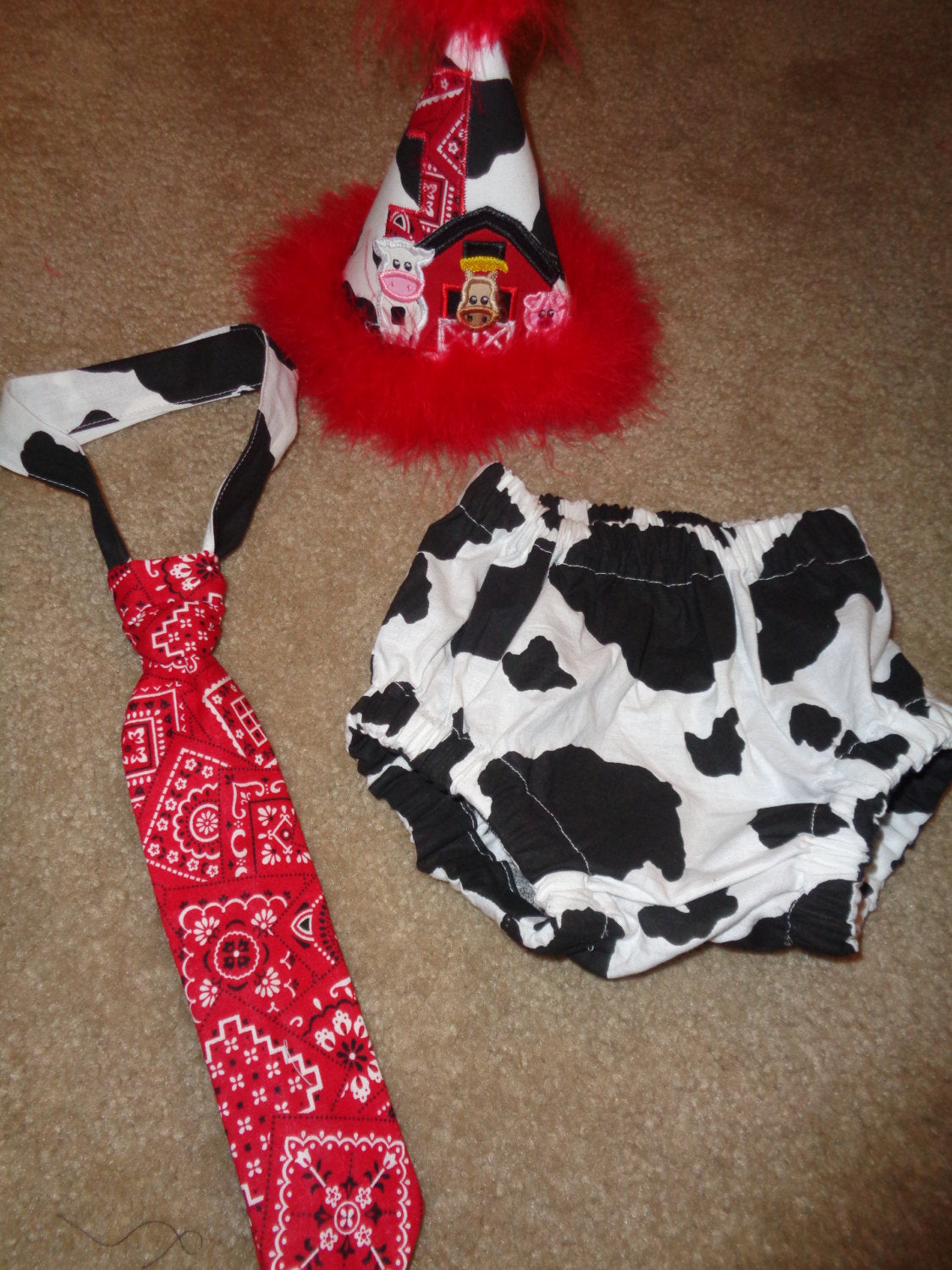 Birthday on the Farm Cake Smash Bloomers, Tie and Birthday Hat