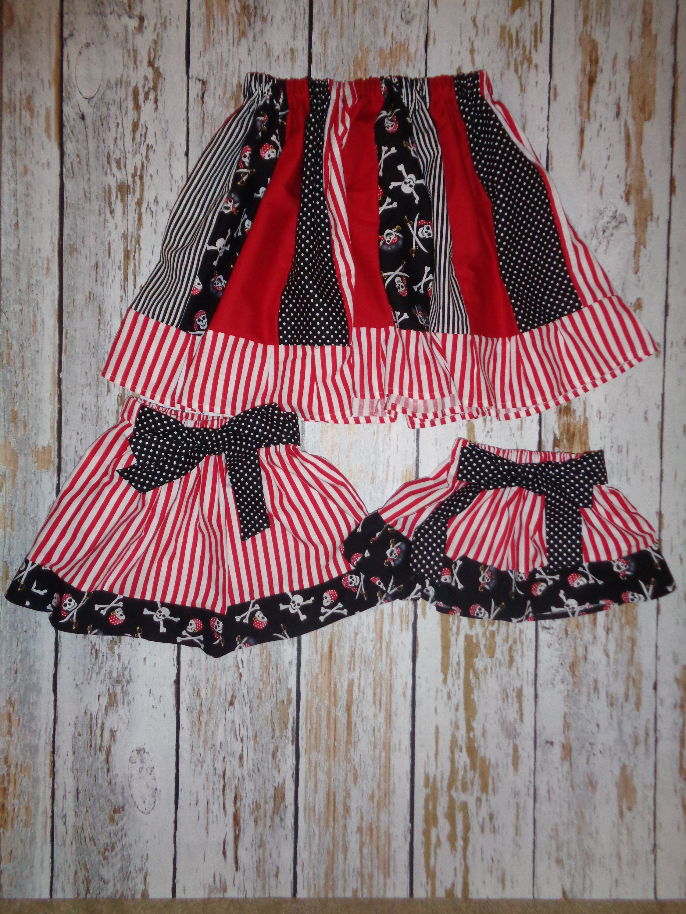 Mother Daughter skirt set, Pirate Skirt-Pirate, Girls Pirate Skirt, Pirate Cruise, Pirate Night, Family Pirate Skirts, Pirate